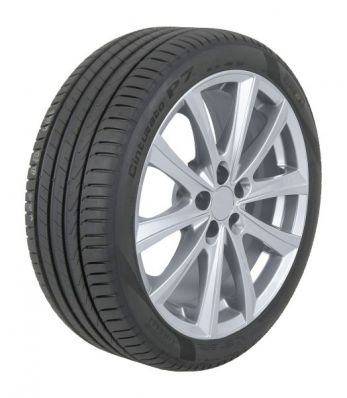 PIRELLI Cinturato P7 235/55 R18 104T