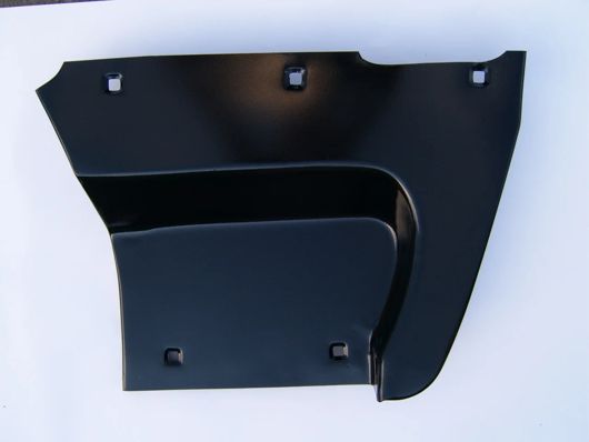 Щиток подножки КАМАЗа правый в сборе