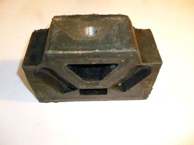 Perna suportului din spate al motorului GAZ-3309 p/n