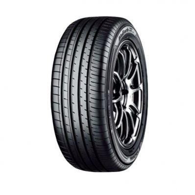 YOKOHAMA BluEarth-XT AE61 225/65 R17 106V