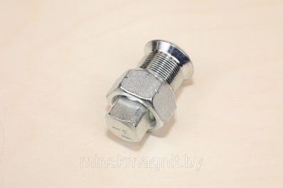 Piciorul stâng este G-53.ZIL