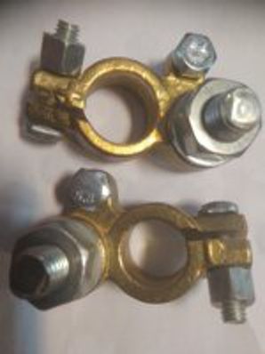 Bornele bateriei șurub din alamă cu piuliță 226gr 2 buc.