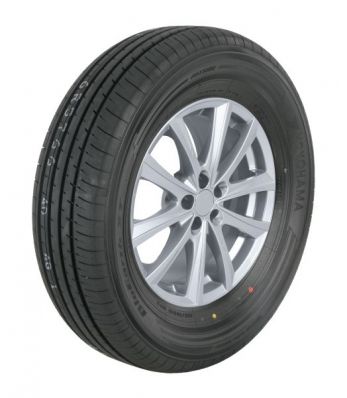 YOKOHAMA BluEarth-XT AE61 235/55 R17 99H