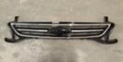 FASE Решетка радиатора Krom FİESTA 06>