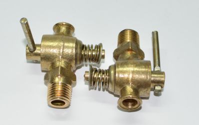 Robinet a radiatorului şi blocului MTZ (PS-7)