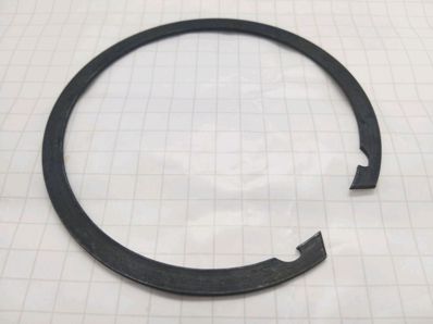 Inel de reținere pentru cutia de viteze YuMZ