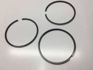 Inele de Piston N. H. motor alb-negru K-T KAMAZ