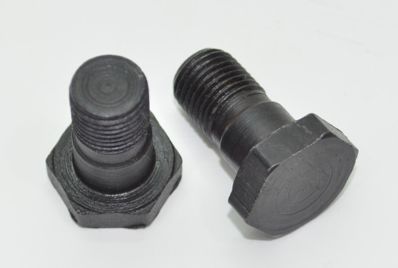 Bulon de ambreiaj MTZ