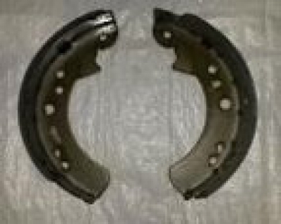 FASE Тормозные накладки ручного тормоза ESCORT FİESTA 90>95