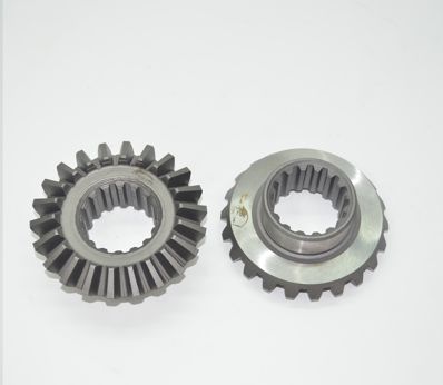 Roata dințată a unei semi-axe a diferenţialului MTZ 3048