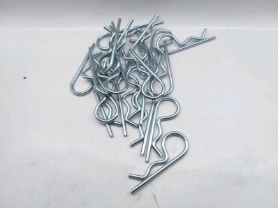 Штифт­зажимка 4x76x18