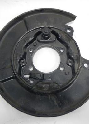 Capacul frânei de serviciu spate cu orificiu MTZ